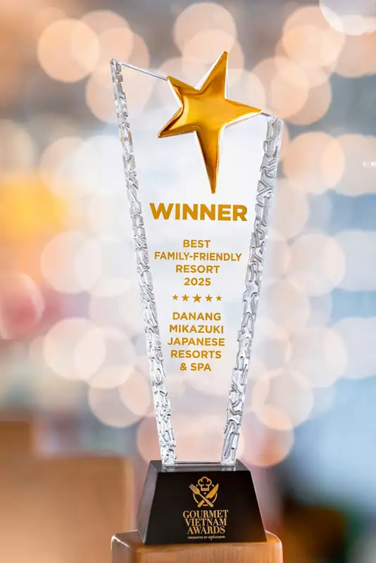 Cúp Best Family-Friendly Resort trao cho Da Nang Mikazuki Japanese Resorts & Spa