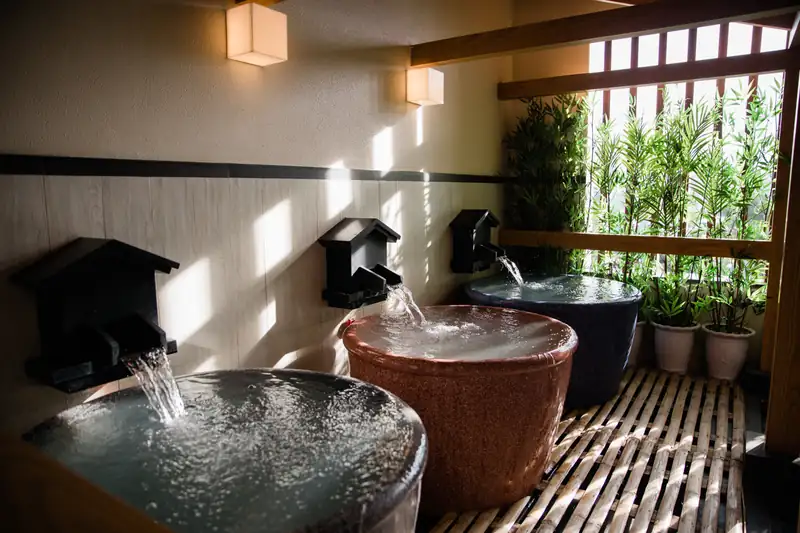 Bồn tắm kiểu Nhật ở khu onsen riêng Mikazuki